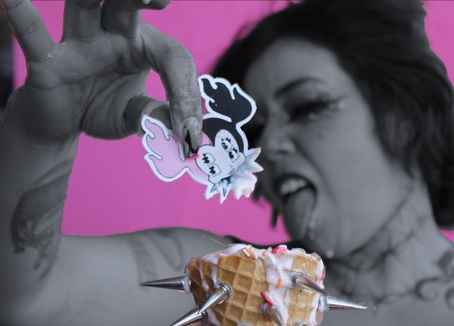 Zulaika Musa - Tatuadora profesional y muralista en Mad Lolita Querétaro - Más de 10 años de experiencia