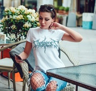 Merch - Playera MadLolita (1)