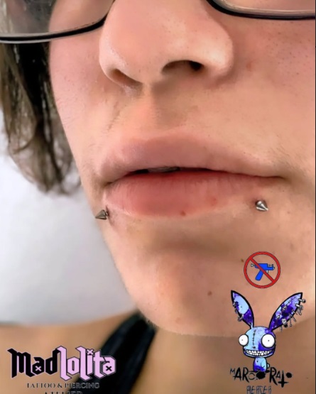 Mad Lolita Piercing