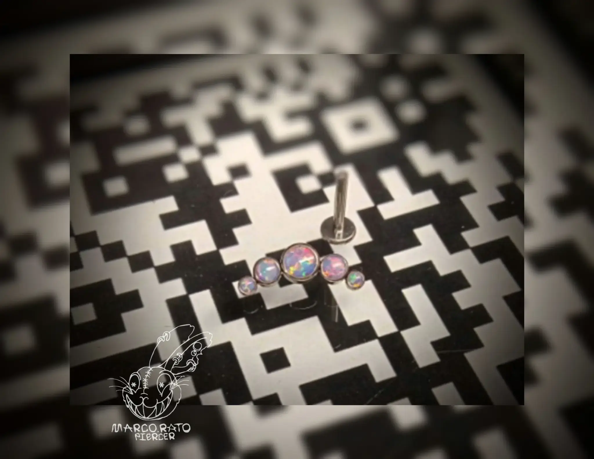 Joyería corporal seleccionada por Mad Lolita, pieza 4