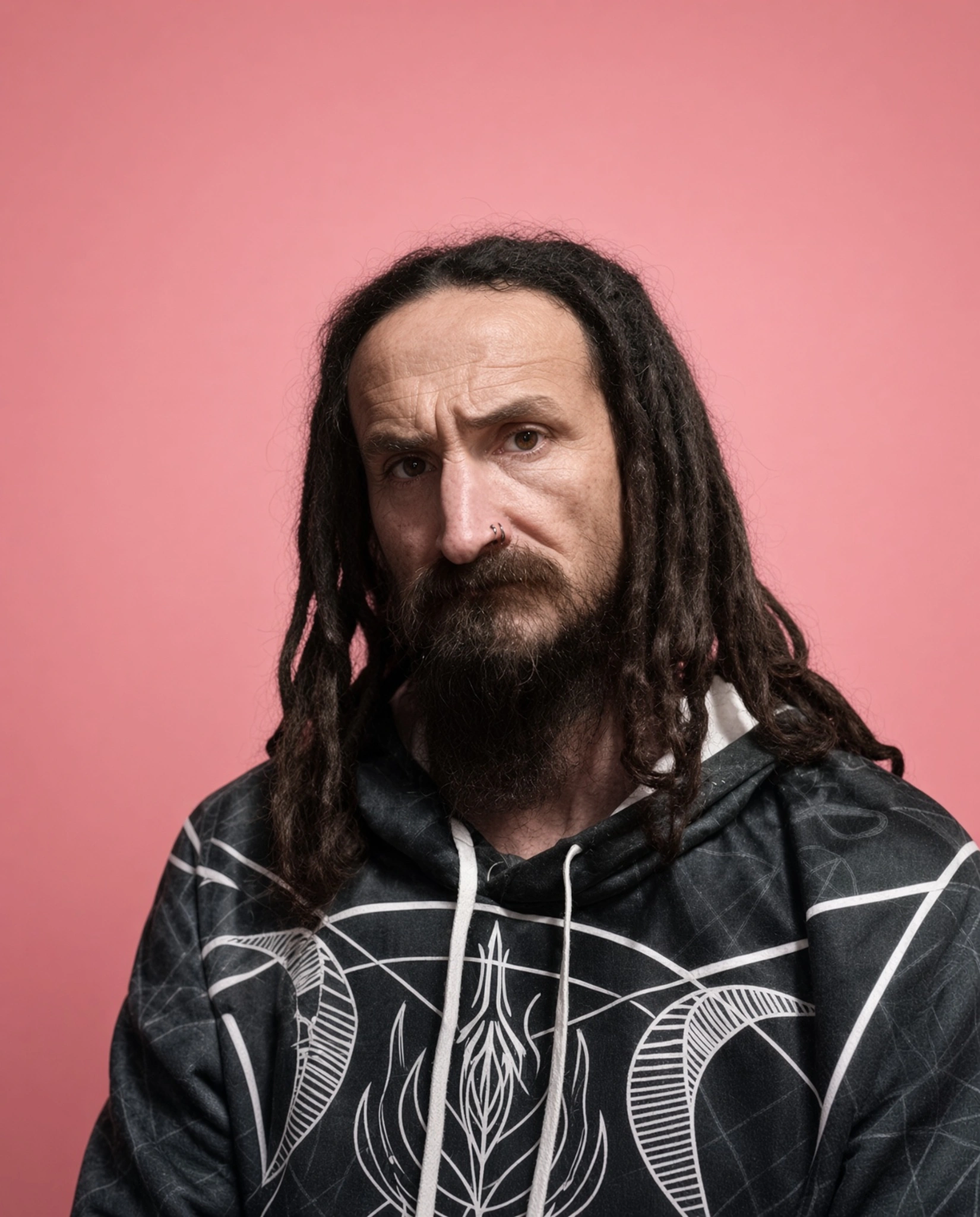 Marco RaTo, body piercer en Mad Lolita